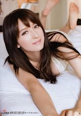 高清组图：混血美女莉亚-迪桑生活写真