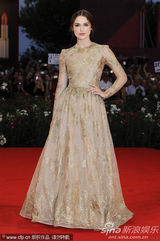 组图：《危险方法》首映 奈特丽复古纱裙清丽亮相