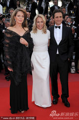 幻灯图：《零点倒计时》首映 梅格-瑞恩优雅熟女风