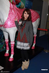 组图：曹格盼媒体给Makiyo机会 自称将努力戒酒