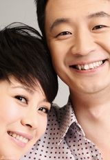 高清图:荧屏情侣合作拍封面 海清黄海波自找快乐