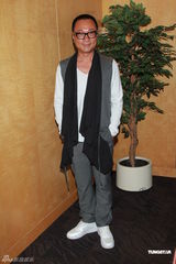 组图：梁乃鹏宴请《盛世仁杰》台前幕后