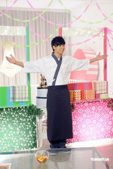 幻灯：罗志祥邀300粉丝拍MV 耍浪漫宠溺女友