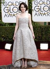 组图：金球奖红毯 《唐顿庄园》大小姐清新复古