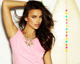 高清组图：C罗女友伊莉娜-莎伊克夏日泳装写真