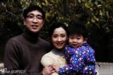 组图：《买房夫妻》王千源展文艺情怀