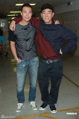 组图：曾志伟络腮胡造型亮相 钱嘉乐汤盈盈秀恩爱