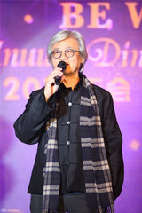 组图：唐人电影年会众星齐聚温情爆笑 将拍新剧