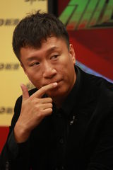 组图：《全民目击》郭富城、孙红雷做客聊天