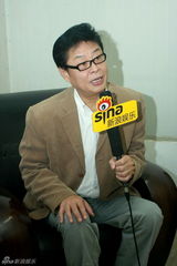 组图：德云社专场举行 主题主打“老树新枝”