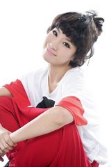 组图：马晓灿清新少女写真娇俏动人