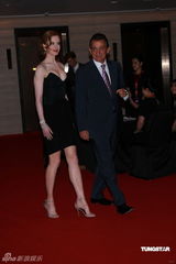 高清图集：妮可-基德曼现身香港 黑裙高贵大秀美胸