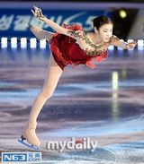 组图：韩国冰上公主金妍儿退役办纪念表演