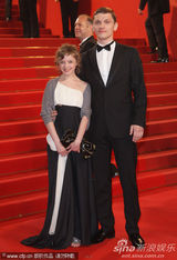 幻灯图集：《我的欢乐》戛纳首映 世界小姐抢镜