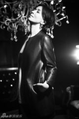 组图：刘嘉玲优雅登时尚杂志封面 绽放动人美丽