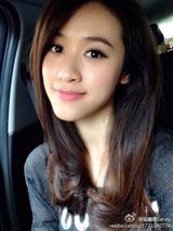 组图：吴宗宪90后长女做甜心主播 俏皮私照曝光