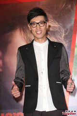 组图：《好声音》学员赴台宣传前先看《康熙》