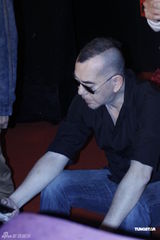 组图：余文乐黄秋生助阵《车手》海报揭幕仪式