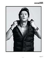 组图：韩庚登香港《君子》封面 追梦男孩永不言弃