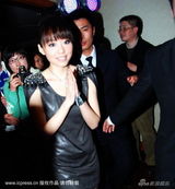 幻灯图集：张雨绮透视装亮相 张靓颖观礼心情好