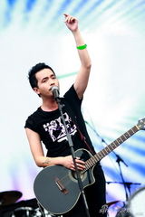 高清：热波音乐节第二天 小护士乐队演出