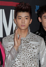 组图：2PM亮相巡演记者会 中国南京等数站演出确定