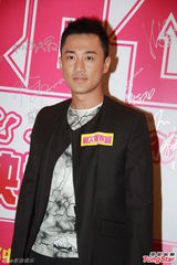 组图：《男人如衣服》香港首映 林峰熊黛林避谈感情