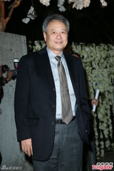 组图：张震大婚嘉宾众多 舒淇李安刘嘉玲等道贺