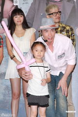 组图：邵美琪赞《心战》不血腥