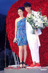 高清：何润东打造MV情感大片 亲手设计情侣内裤