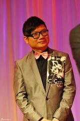 高清图：导演郑克洪迎娶京剧名伶 为工作不度蜜月