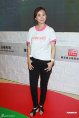 组图：翁虹为伤健人士发声 曾因车祸险半身瘫痪