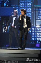 组图：第32届全英奖 布鲁诺-玛斯获最佳国际男歌手