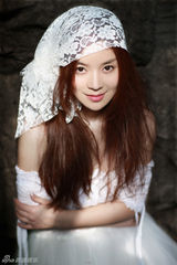 高清图：美女主播嘉妮全新写真 演绎蕾丝诱惑