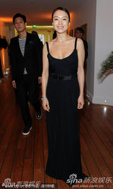 幻灯：《名利场》戛纳办派对 洛佩兹邓文迪争艳