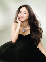 组图：汤唯最新写真曝光 迷离眼神尽显女神范