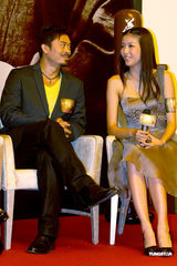 幻灯：《叶问前传》造势 黄奕忙宣传不受离婚影响