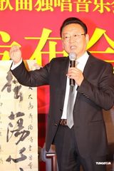组图：蒋大为北京唱响红色经典 放歌献礼建党90周年
