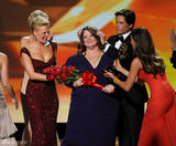 组图：艾美奖现场 梅丽莎-麦卡西获喜剧类女主角奖 