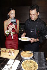 组图：Lisa S捉小三靠自己 杨洛婷胸部升级