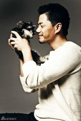 组图：段奕宏最新写真曝光 尽显硬汉柔情魅力