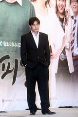 高清组图：安七炫新剧《完美结局》制作发布会