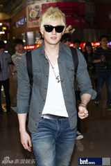 组图：FT等赴日本参加《MCountdown HelloJapan》