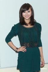 高清组图：诸葛梓岐高海宁助阵《魔法擂台》录影 