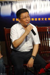 幻灯：清穿戏《宫》见面会 主创演绎世界杯及章鱼帝