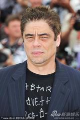 幻灯：蒂姆-伯顿携评委团亮相 金赛贝尔乔凡娜比美