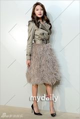 组图：金惠秀CL秀英等出席时尚品牌发布会