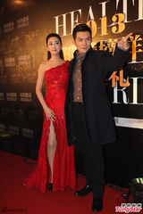 组图：杜若溪自曝已怀孕 严屹宽马年升级当爸爸