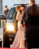 高清图：桑德拉-布洛克齐刘海黑发造型俏皮可爱