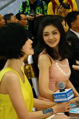 小S称暂不考虑生三胎 大S：感情上巴结配偶(图)